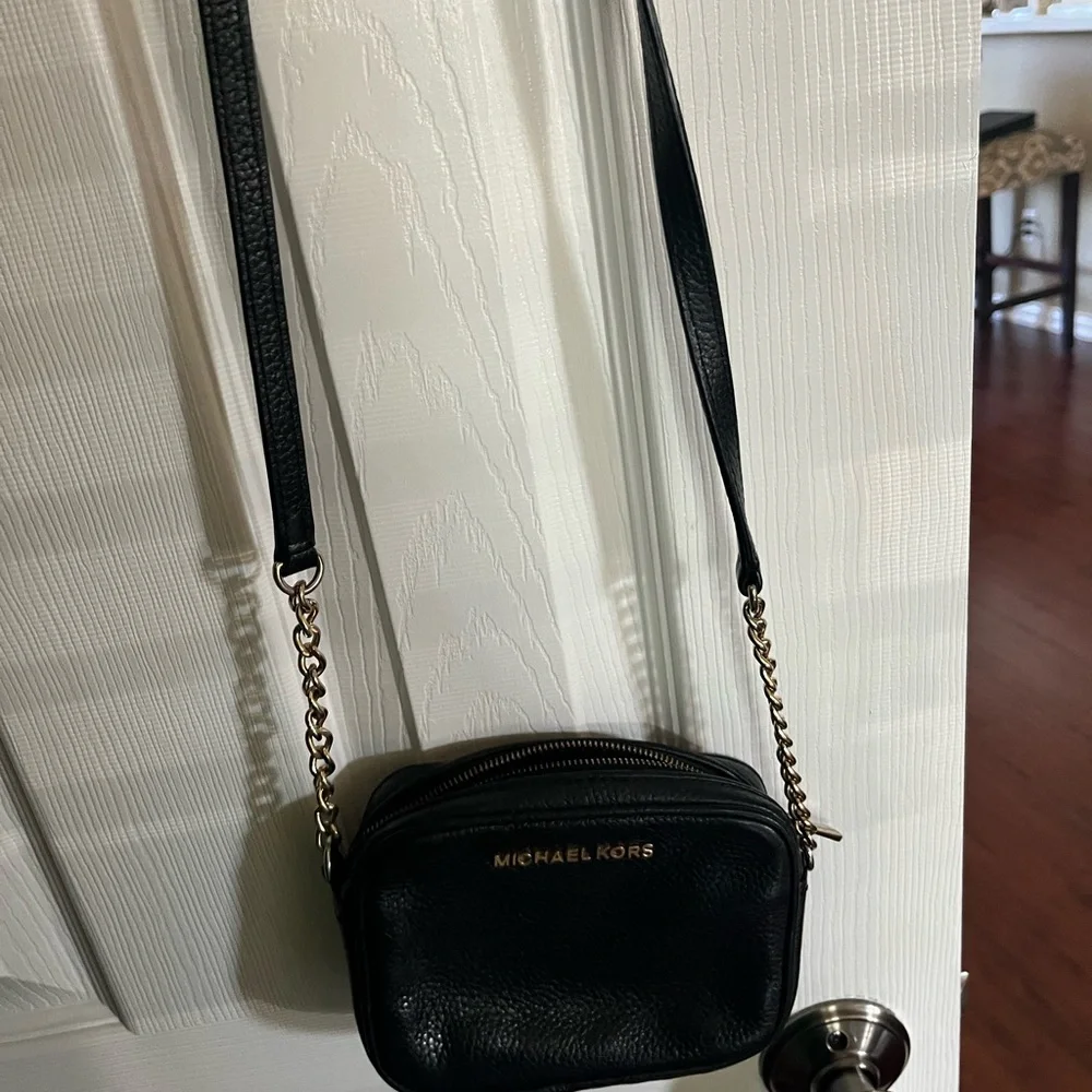 Crossbody Michael Kora Purse - Picture 5 of 5